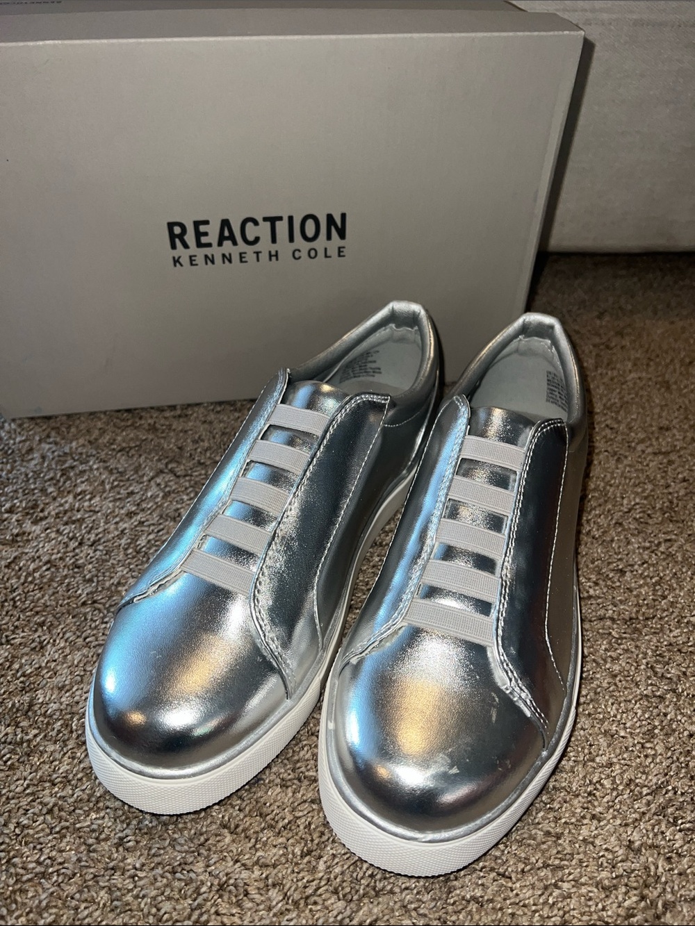 Reaction Kenneth Cole Bonnie Metallic Silver Lace-Free Platform Sneakers
